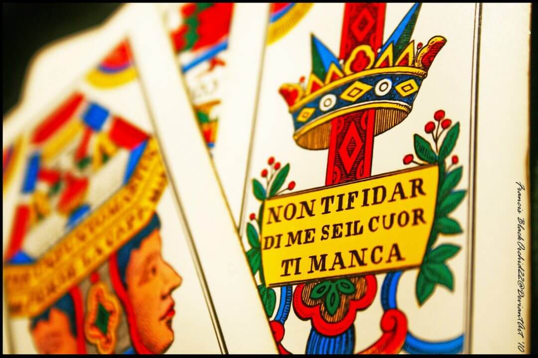 Come giocare a briscola, scopa ed